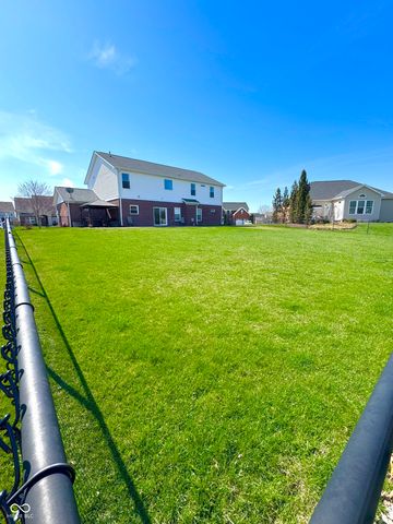 1909 Versailles Drive, Greenwood, IN 46143