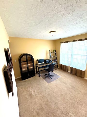 1909 Versailles Drive, Greenwood, IN 46143