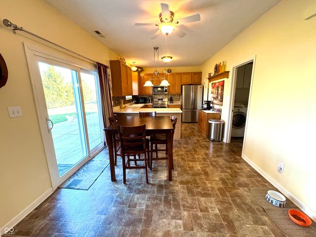 1909 Versailles Drive, Greenwood, IN 46143