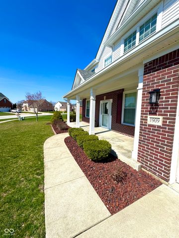 1909 Versailles Drive, Greenwood, IN 46143
