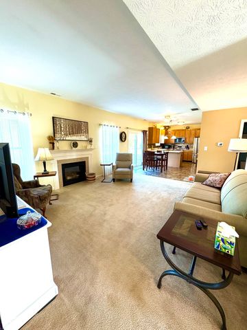 1909 Versailles Drive, Greenwood, IN 46143