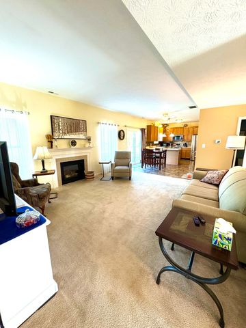 1909 Versailles Drive, Greenwood, IN 46143