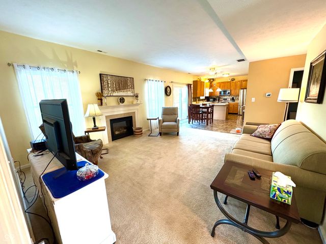 1909 Versailles Drive, Greenwood, IN 46143