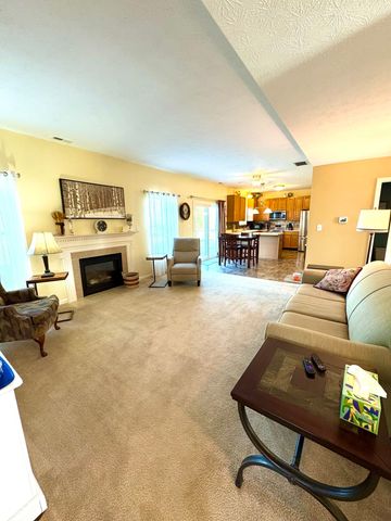 1909 Versailles Drive, Greenwood, IN 46143