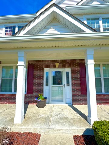 1909 Versailles Drive, Greenwood, IN 46143