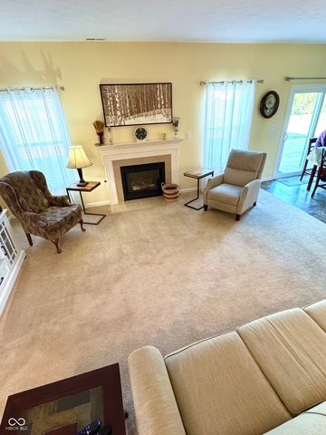 1909 Versailles Drive, Greenwood, IN 46143