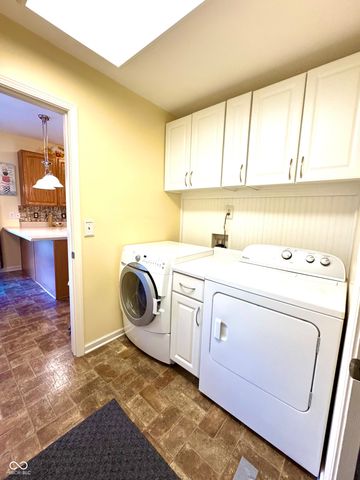 1909 Versailles Drive, Greenwood, IN 46143