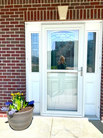 1909 Versailles Drive, Greenwood, IN 46143