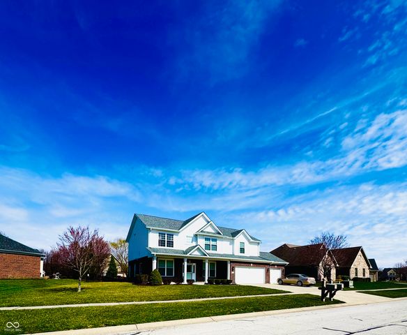 1909 Versailles Drive, Greenwood, IN 46143