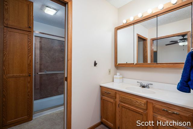 3439 S Johnson Road, Montcalm Twp, MI 49326