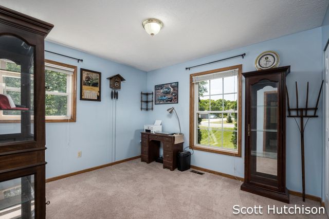 3439 S Johnson Road, Montcalm Twp, MI 49326