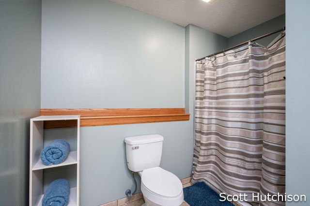 3439 S Johnson Road, Montcalm Twp, MI 49326