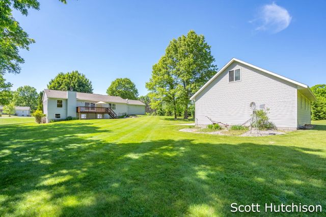 3439 S Johnson Road, Montcalm Twp, MI 49326