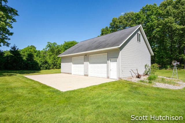 3439 S Johnson Road, Montcalm Twp, MI 49326