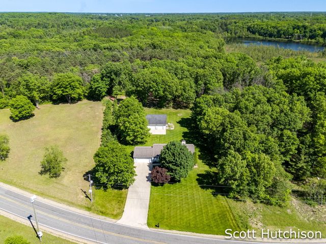 3439 S Johnson Road, Montcalm Twp, MI 49326