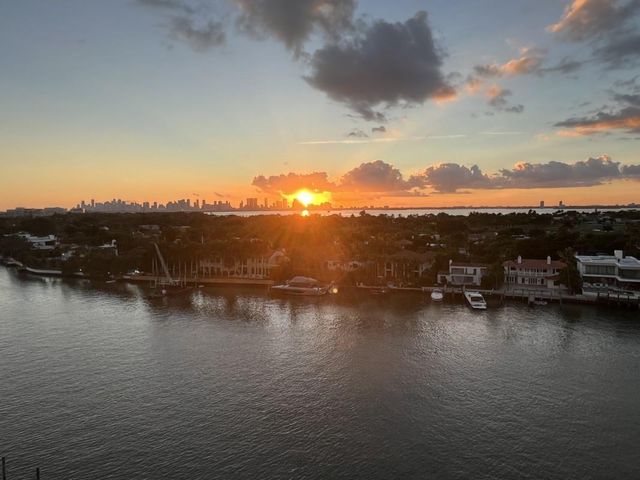 5600 Collins Ave 11P, Miami Beach, FL 33140