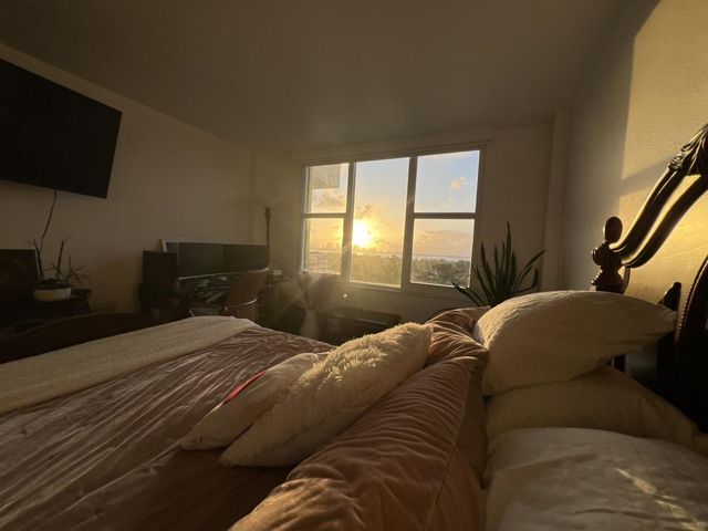 5600 Collins Ave 11P, Miami Beach, FL 33140