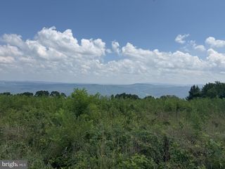 67 ECHO DR, Romney, WV 26757