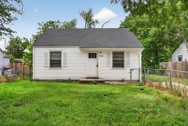 1729 E Looman, Wichita, KS 67219