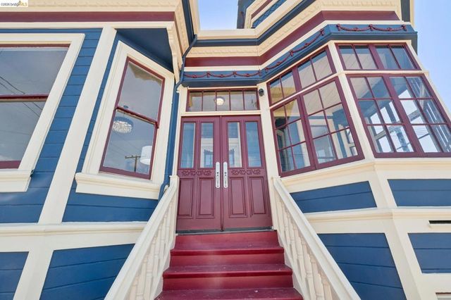 2230 23rd Ave, Oakland, CA 94606