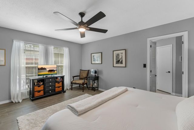 6614 Brittany Park Lane, Houston, TX 77066