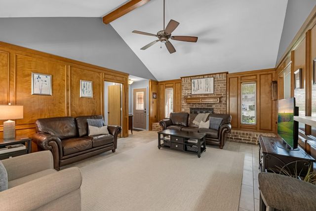 6614 Brittany Park Lane, Houston, TX 77066