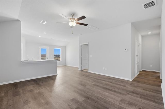 19451 Lincoln Street, Spring Hill, KS 66083