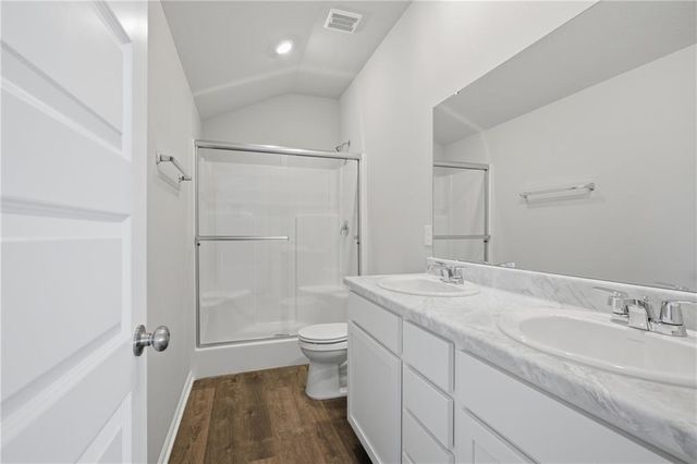 19451 Lincoln Street, Spring Hill, KS 66083