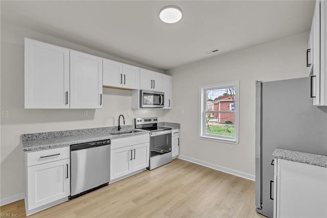 202 Clay ST, Hampton, VA 23663