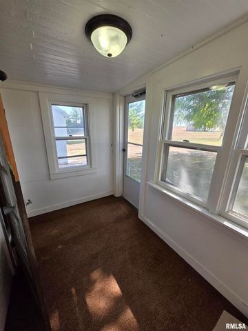 13600 KENNEDY Road, Fulton, IL 61252