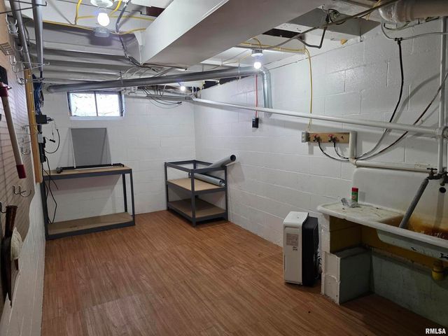 13600 KENNEDY Road, Fulton, IL 61252