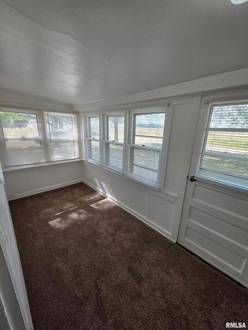 13600 KENNEDY Road, Fulton, IL 61252