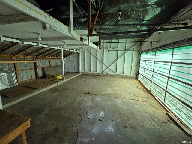 13600 KENNEDY Road, Fulton, IL 61252