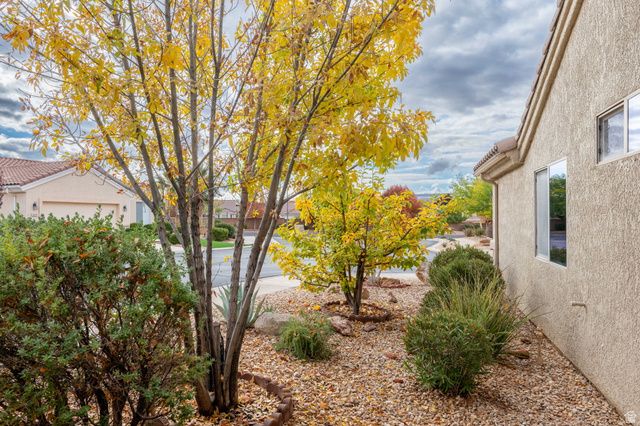 4399 S ASPEN GLOW DR, St. George, UT 84790