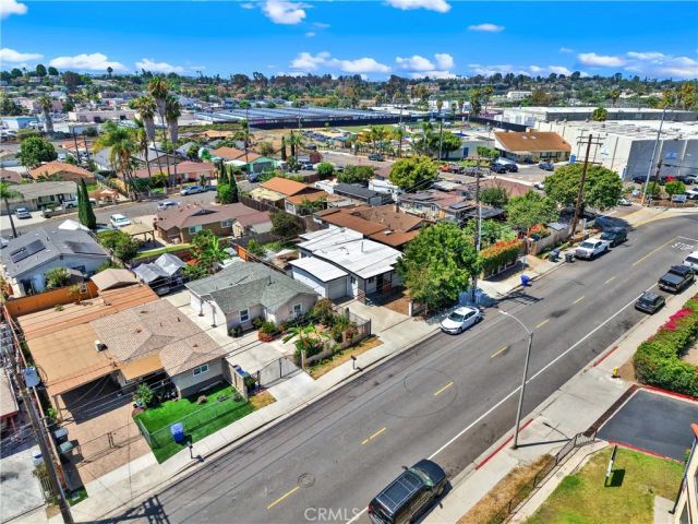 334 W California Avenue, Vista, CA 92083
