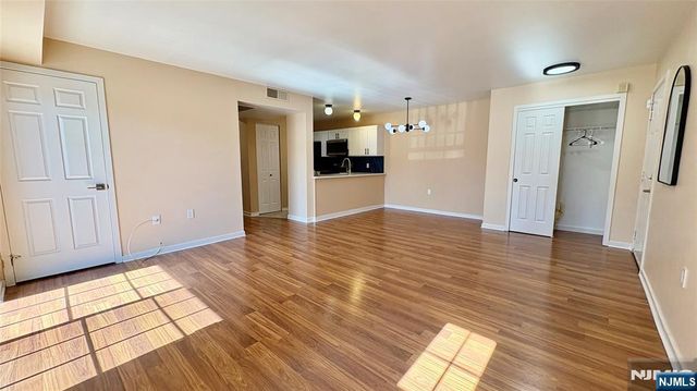 769 Summer Avenue 2C, Newark, NJ 07104