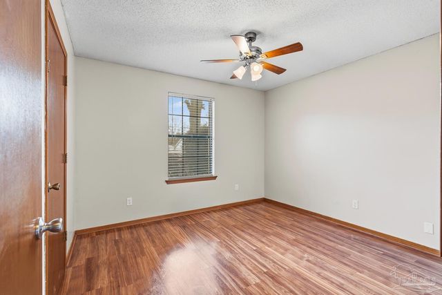 3928 Deerwood Cir, Pace, FL 32571