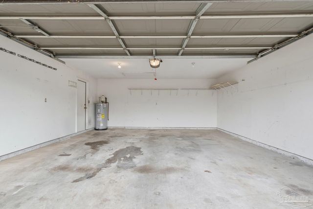 3928 Deerwood Cir, Pace, FL 32571