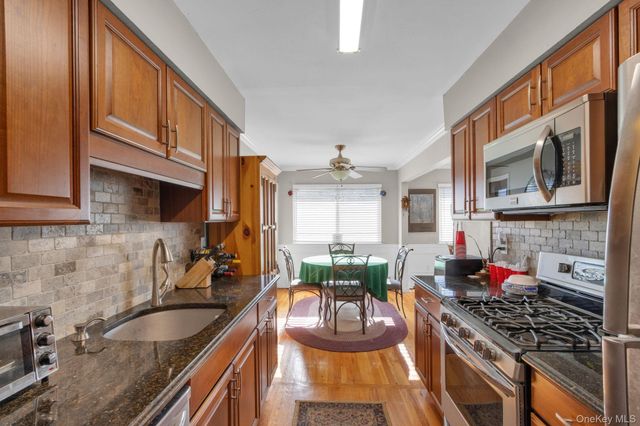 7 E Lawrence Park Drive 8, Piermont, NY 10968