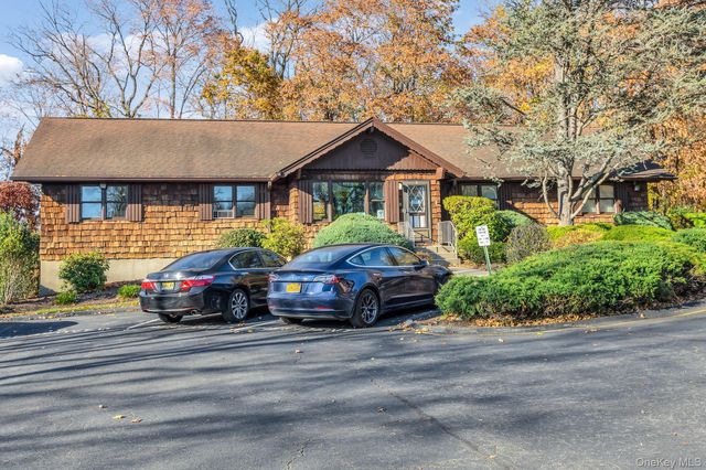 7 E Lawrence Park Drive 8, Piermont, NY 10968