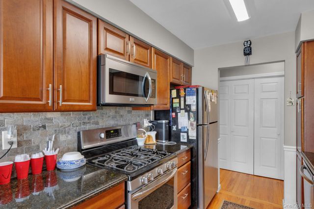 7 E Lawrence Park Drive 8, Piermont, NY 10968