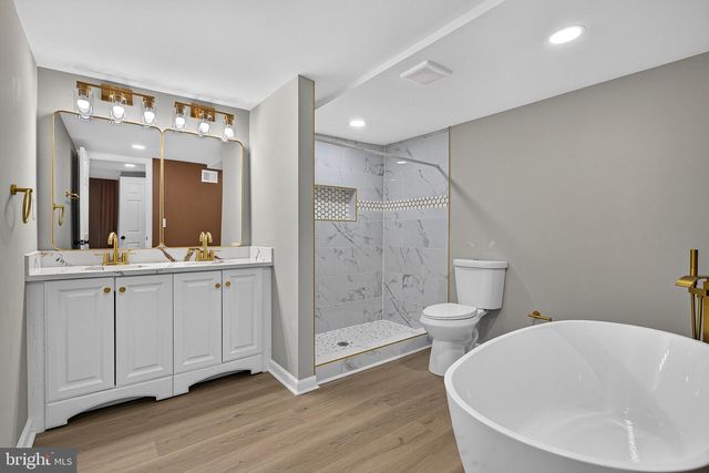 4640 REISTERSTOWN RD, Baltimore, MD 21215
