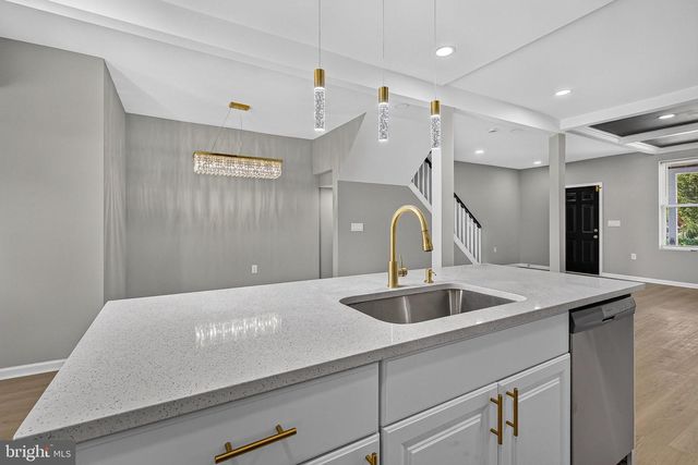 4640 REISTERSTOWN RD, Baltimore, MD 21215