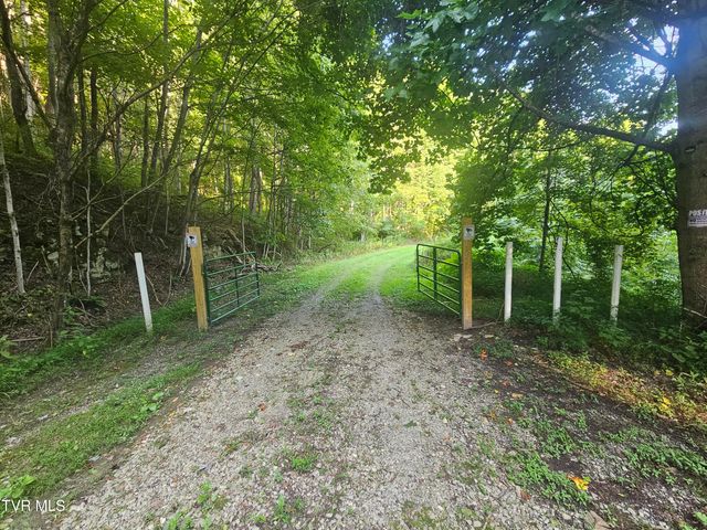 210 Sweetwood Lane, Cleveland, VA 24225