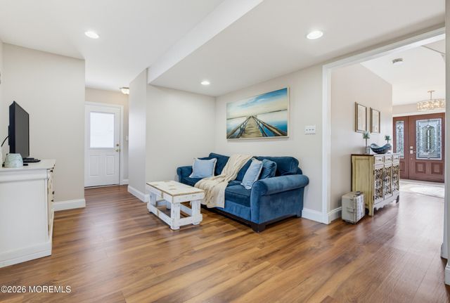 3 Cork Place, Hazlet, NJ 07730