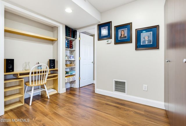 3 Cork Place, Hazlet, NJ 07730