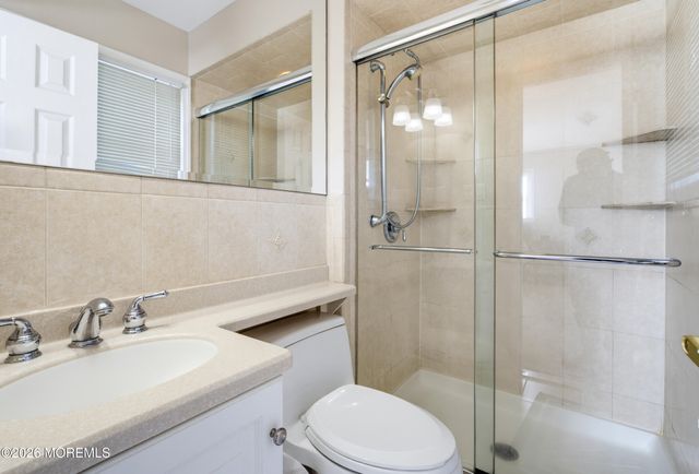 3 Cork Place, Hazlet, NJ 07730