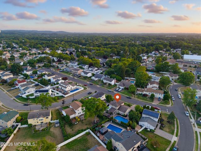 3 Cork Place, Hazlet, NJ 07730