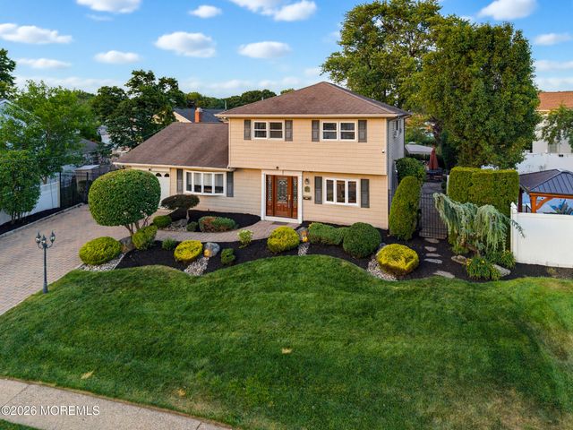 3 Cork Place, Hazlet, NJ 07730