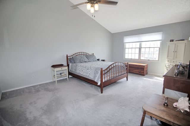 610 Old Farm Road, Bloomington, IL 61704